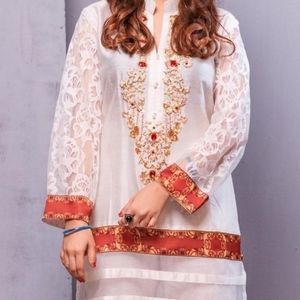 Pakistani formal clothes
